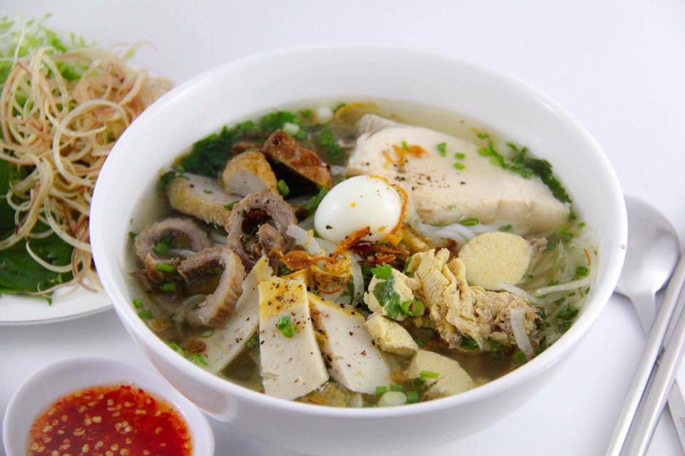 Bánh canh bà Thừa