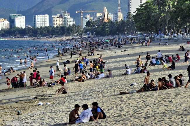 Bãi tắm, trung tâm thành phố Nha Trang.