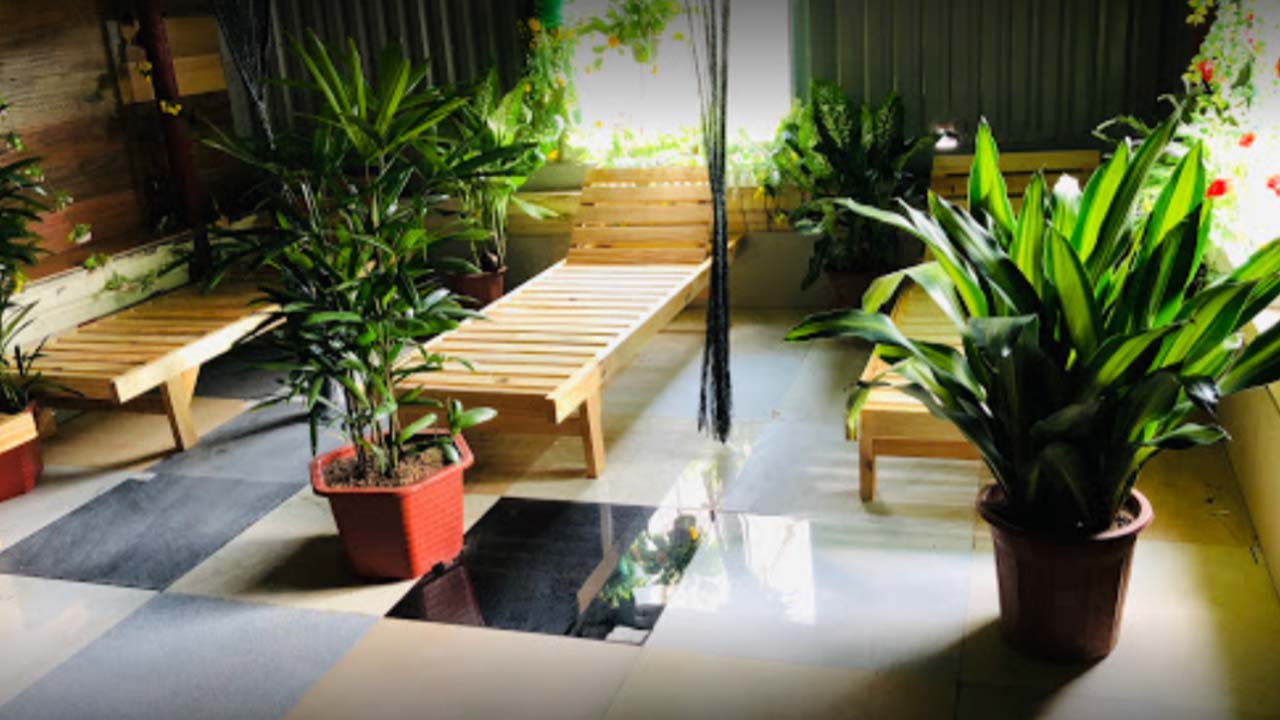 Giường thư giãn tại Spa Adam. Nguồn: Internet