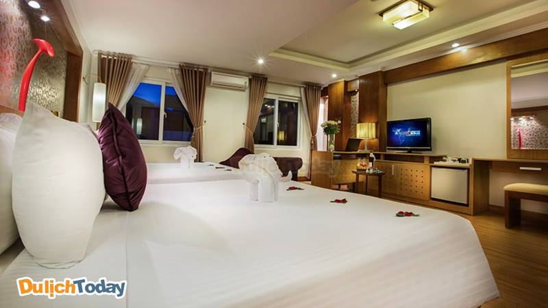 Phòng suite dành cho khách gia đình đến với La Storia Ruby Hotel