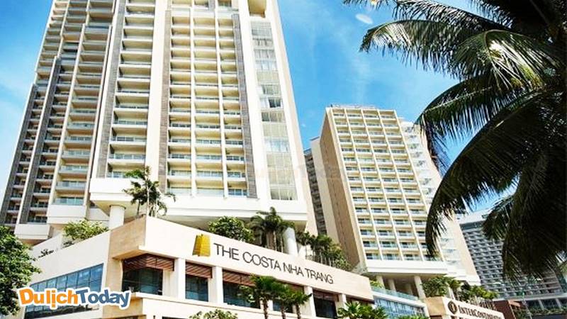 The Costa Nha Trang nằm ngay cạnh khách sạn Interconetinal Nha Trang