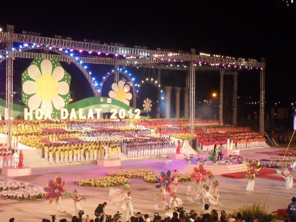 le hoi festival hoa da lat moi nhat