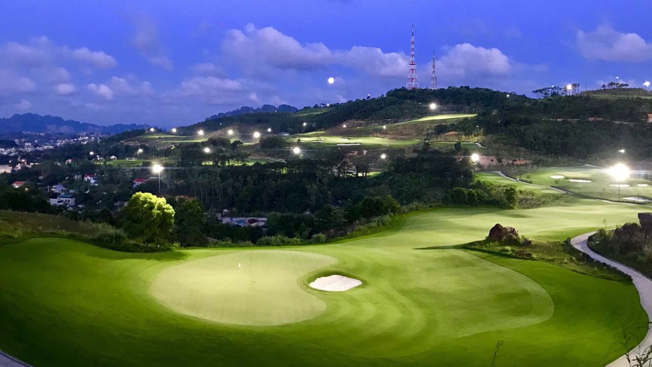 Sân Golf FLC Quảng Ninh về đêm. Nguồn: Internet