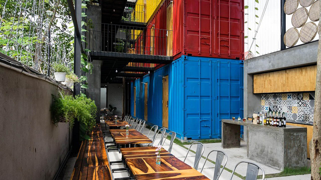 Ccasa là homestay được làm từ các container