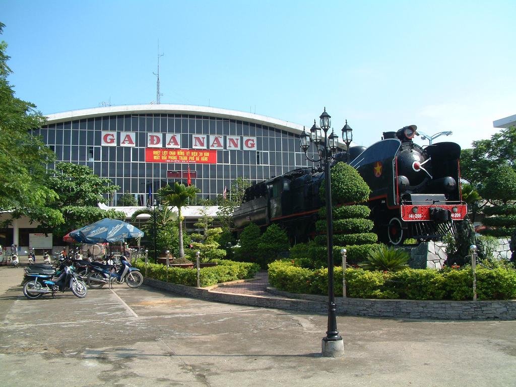 di du lich da nang bang tau hoa