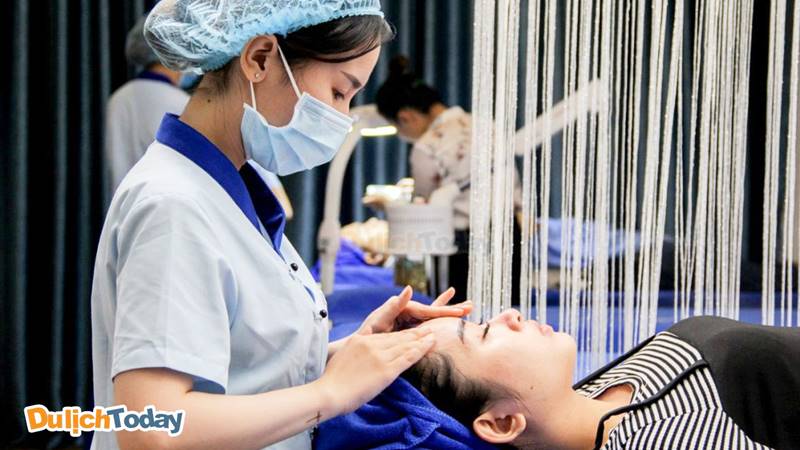 Taza spa Nha Trang có đội ngũ nhân viên giàu kinh nghiệm