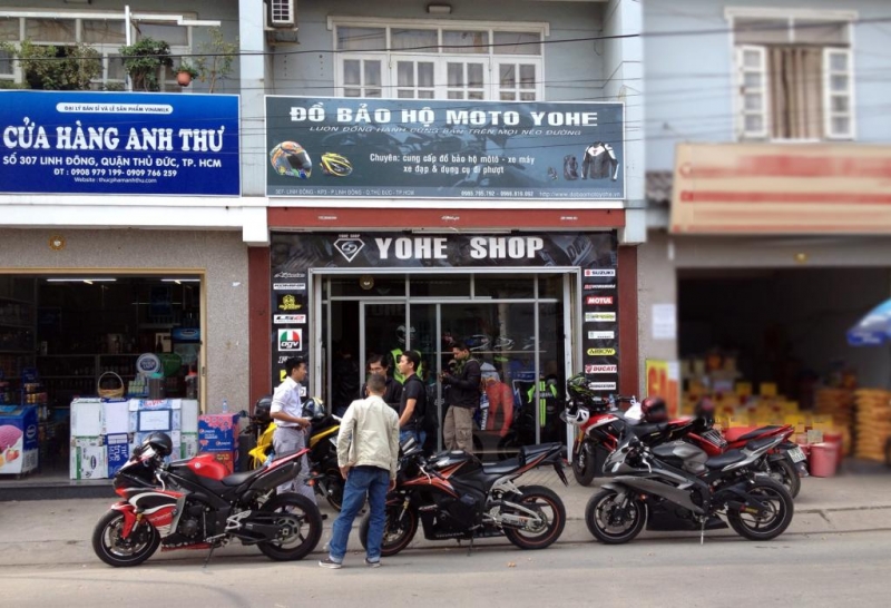 Yohe là shop chuyên về bảo hộ motor rất uy tín