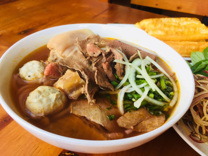 Bún bò Huế