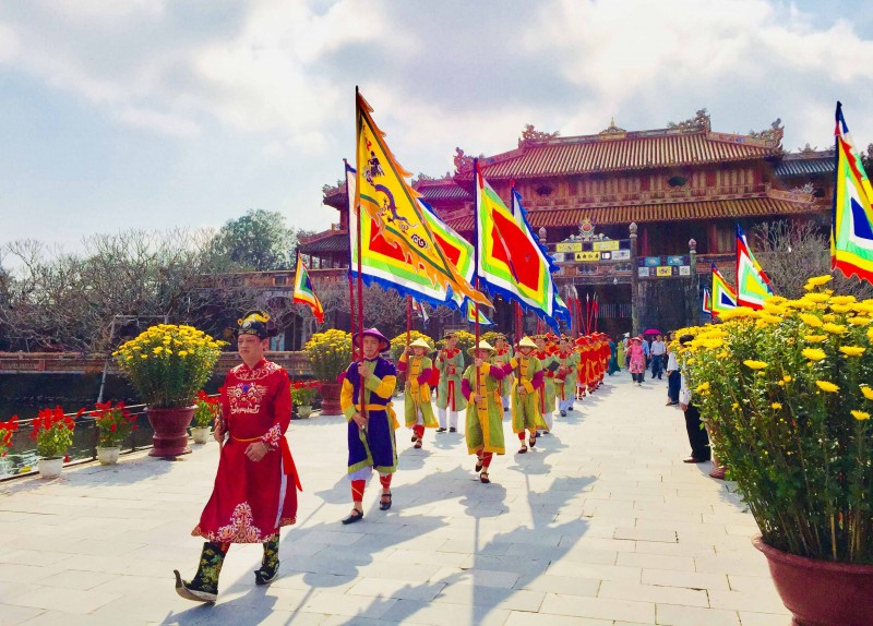 Du lịch Huế dịp Tết Nguyên Đán và tham gia các lễ hội Xuân