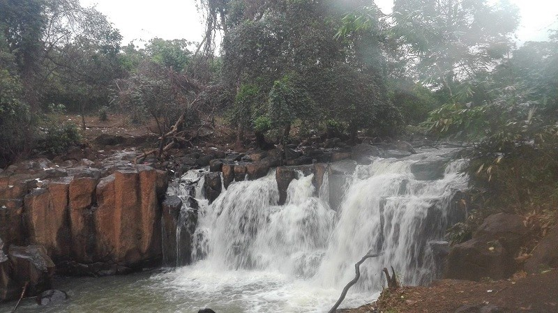 Thác Đứng