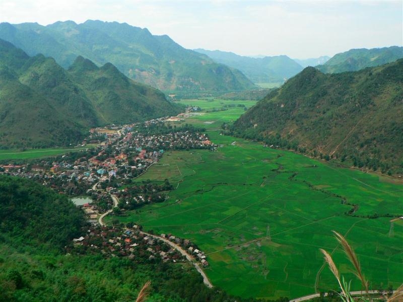 Thung lũng mai châu