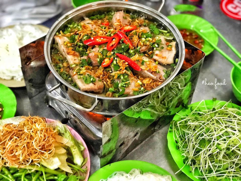 Lẩu cá đuối Hoàng Minh