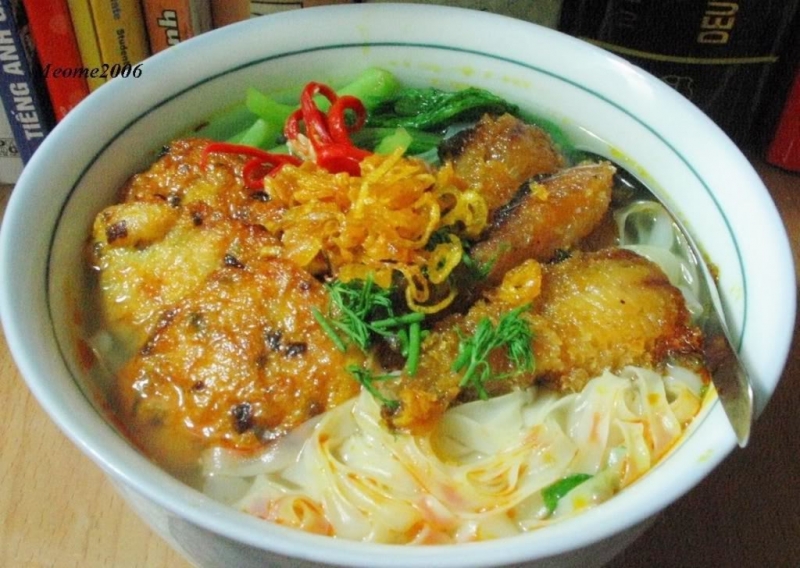 Phố canh cá – đường Hai Bà Trưng