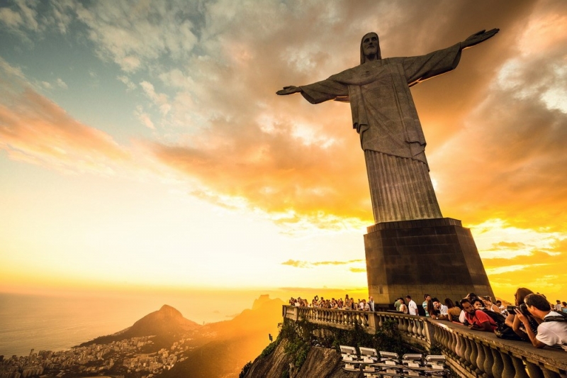 Tượng chúa cứu thế Cristo Redentor