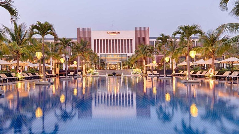 Sunrise Premium Resort & Spa Hoi An