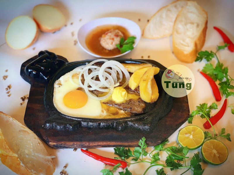 Điểm tâm Tùng