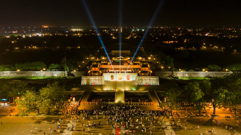 Công ty lữ hành Hanoitourist