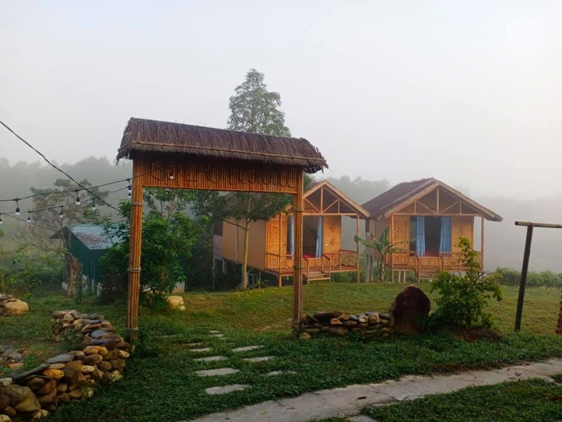 Gió Lào Eco Lodge