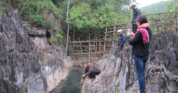 Suối nước nóng ở làng Luống - Thanh Hóa