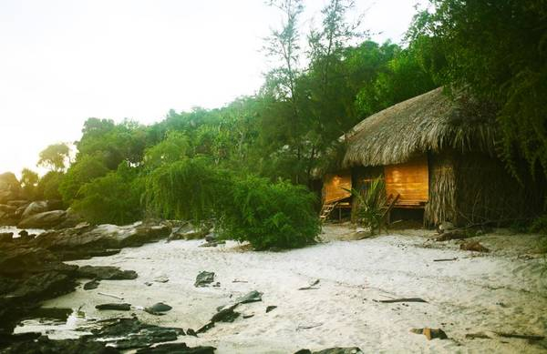 Hòn Dăm Island Hideaway