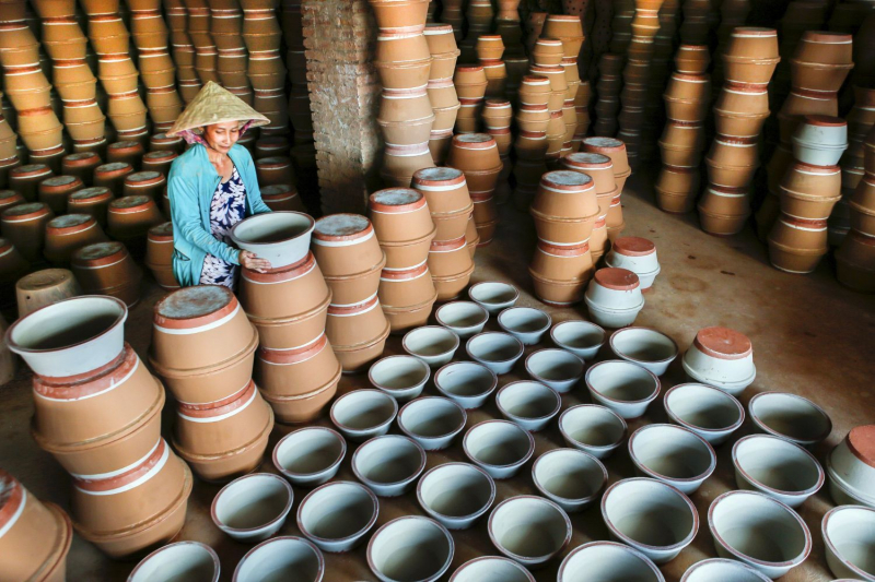 Làng nghề gốm sứ Bình Dương