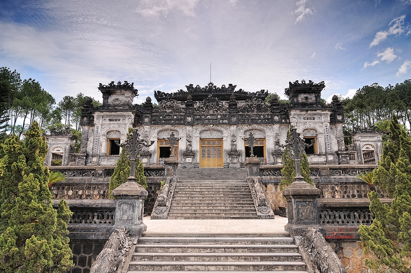 Lăng vua Khải Định