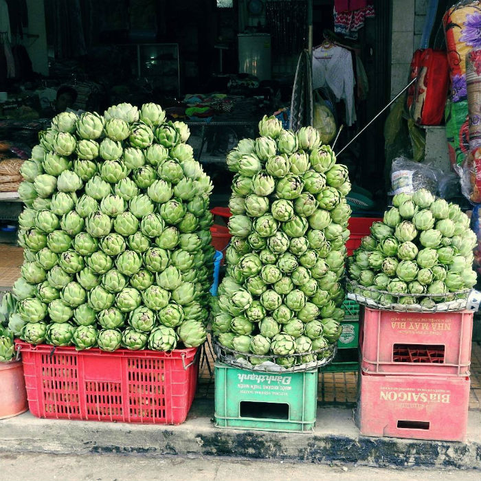 Hoa Atiso tươi được bày bán tại chợ Đà Lạt