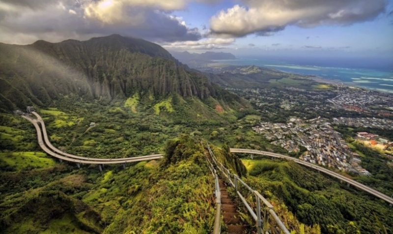 Bậc thang Haiku ở Hawaii