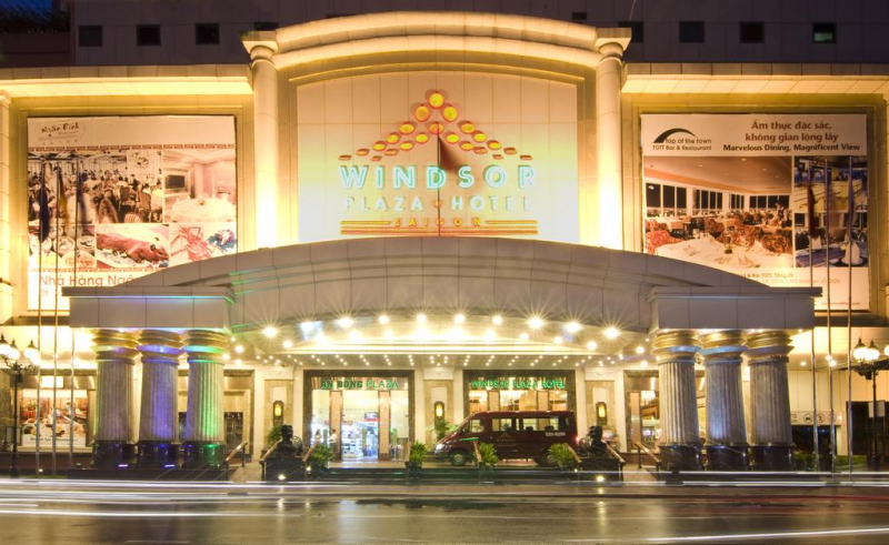 Khách sạn Windsor Plaza