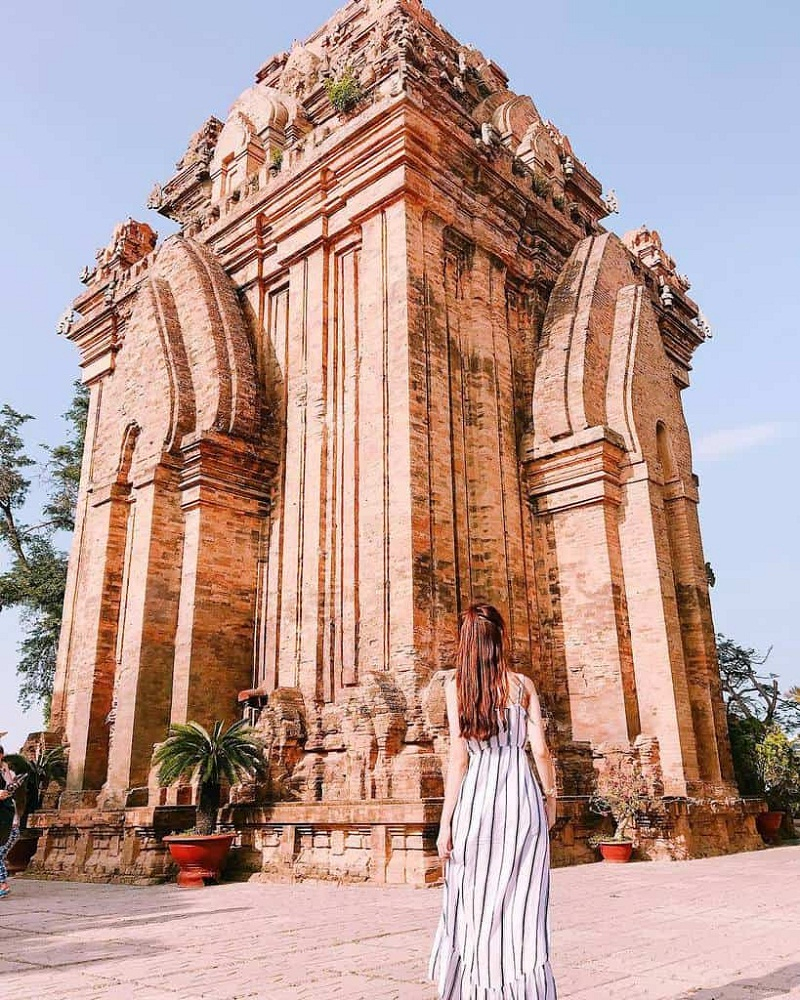 Tháp bà Ponagar - Nha Trang