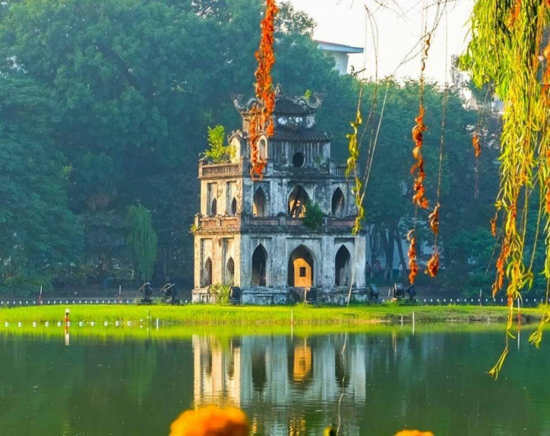 Tháp Rùa Hồ Gươm - Biểu tượng của thủ đô Hà Nội