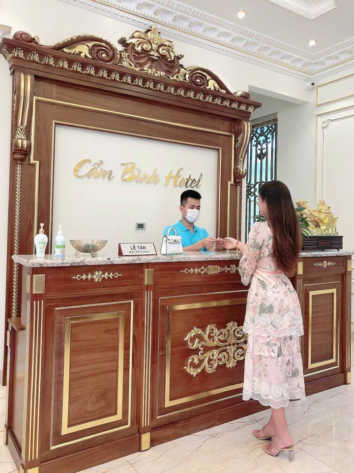 Cẩm Bình Hotel