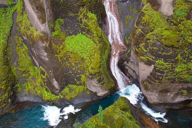 Hẻm núi Fjaðrárgljúfur, Iceland