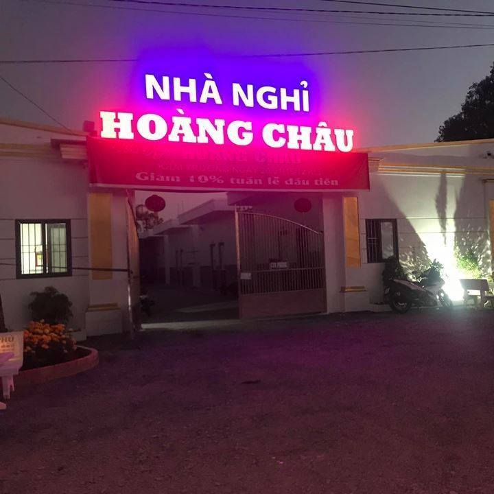 Nhà nghỉ Hoàng Châu