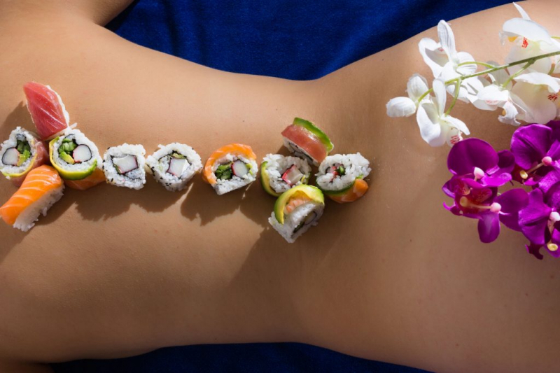 Nyotaimori