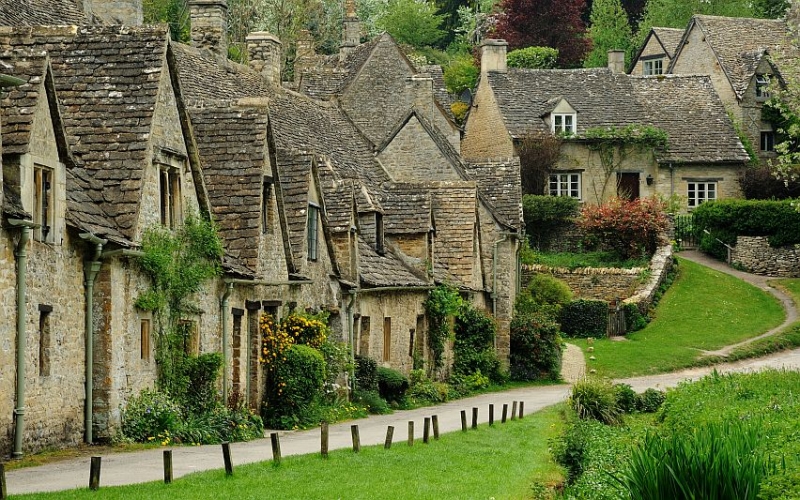 Cotswolds yên bình và êm ả