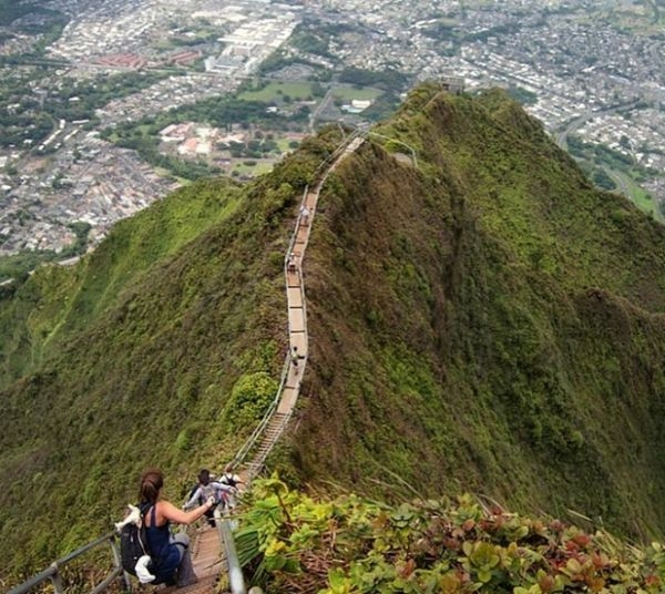 Bậc thang Haiku ở Hawaii