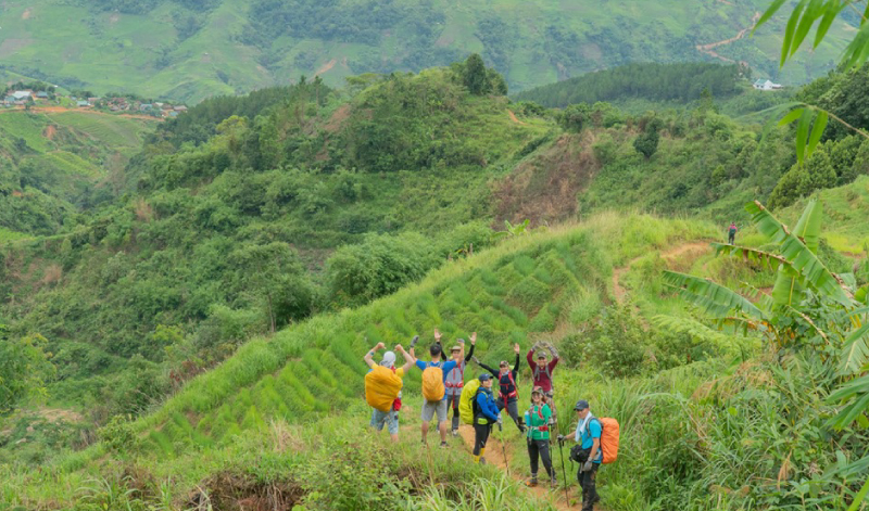 Trekking đỉnh Ngọc Linh