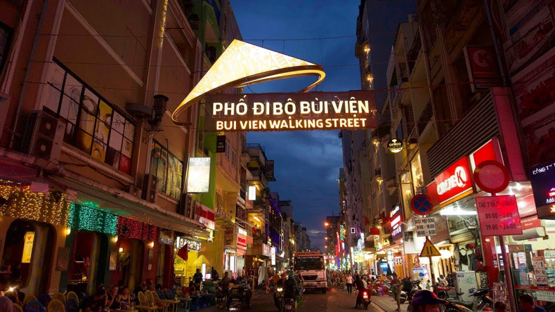 Phố tây Bùi Viện (phố đi bộ Bùi Viện)