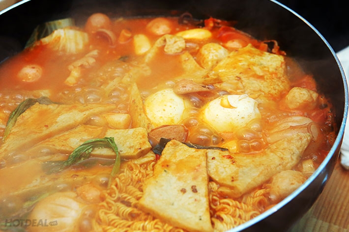 Buffet lẩu Tokbokki