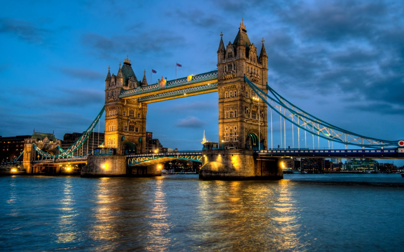 Cầu tháp London