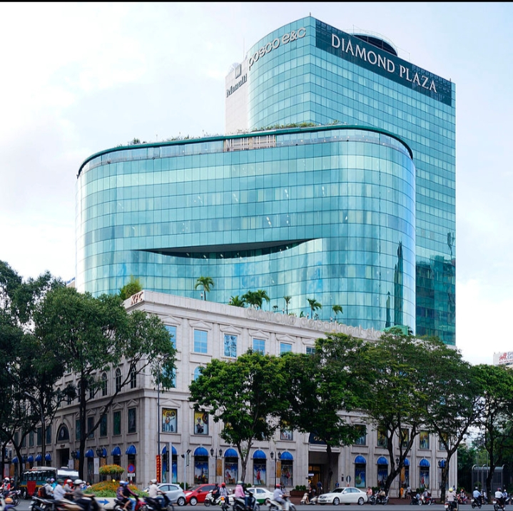 Trung tâm thương mại Diamond Plaza