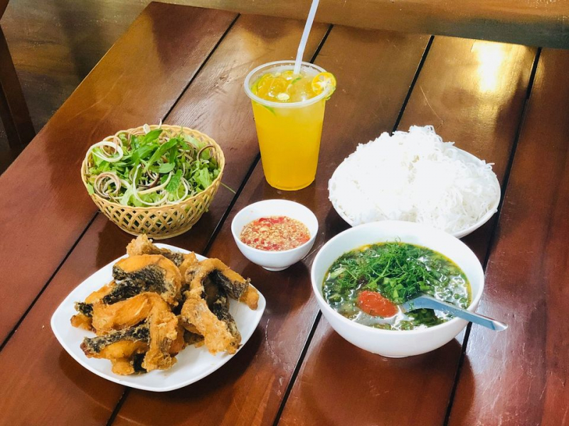 Bún cá chấm Hạnh Béo