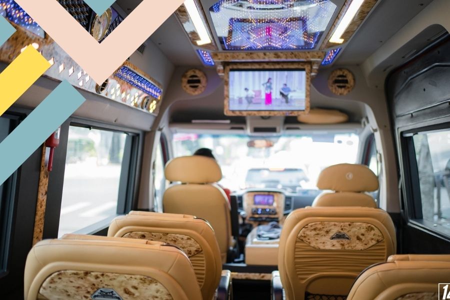 Không gian nội thất bên trong limousine phúc xuyên