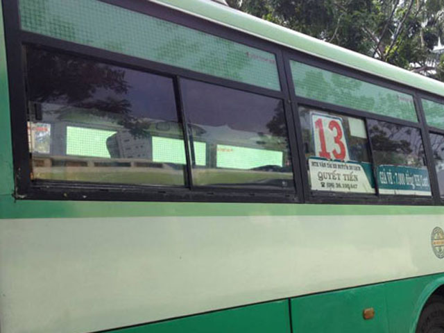 xe bus 13 tphcm