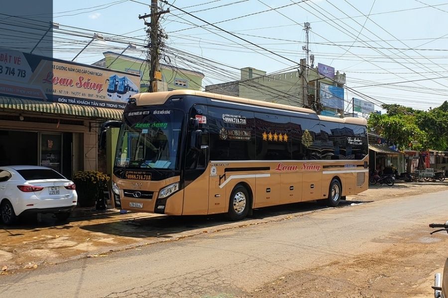 e chạy từ TP. Hồ Chí Minh đi đến thành phố Buôn Ma Thuột