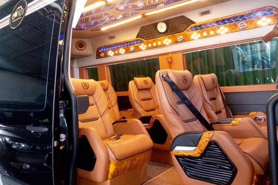 Nhà xe ADT Limousine từ Phan Thiết Mũi Né đi Sài Gòn 