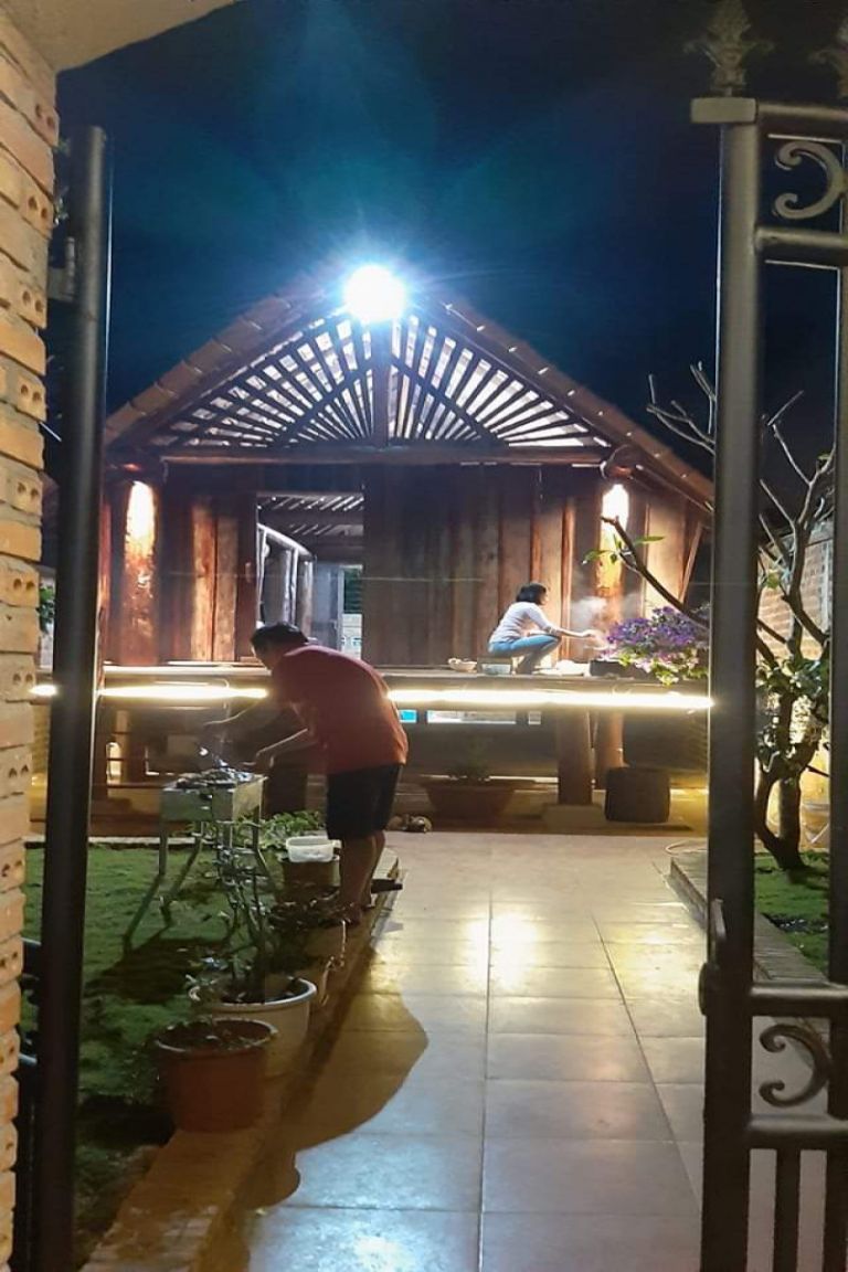 không gian sinh hoạt tại nhà sàn homestay tại daklak