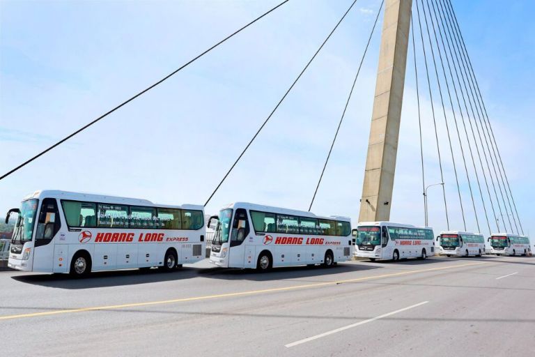 Nhà xe Hoàng Long limousine