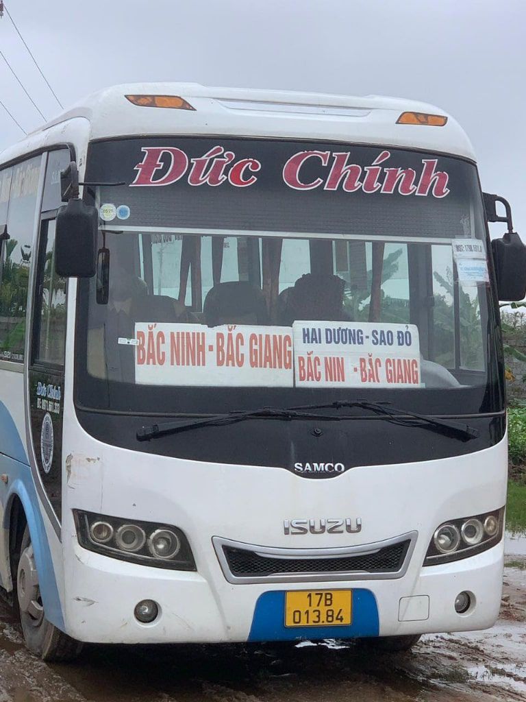 Nhà xe Đức Chính